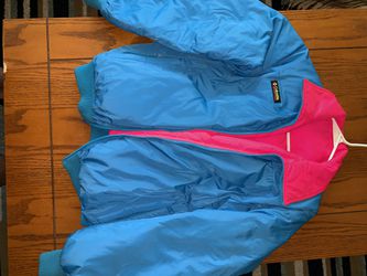 Vintage size small Columbia jacket rare color