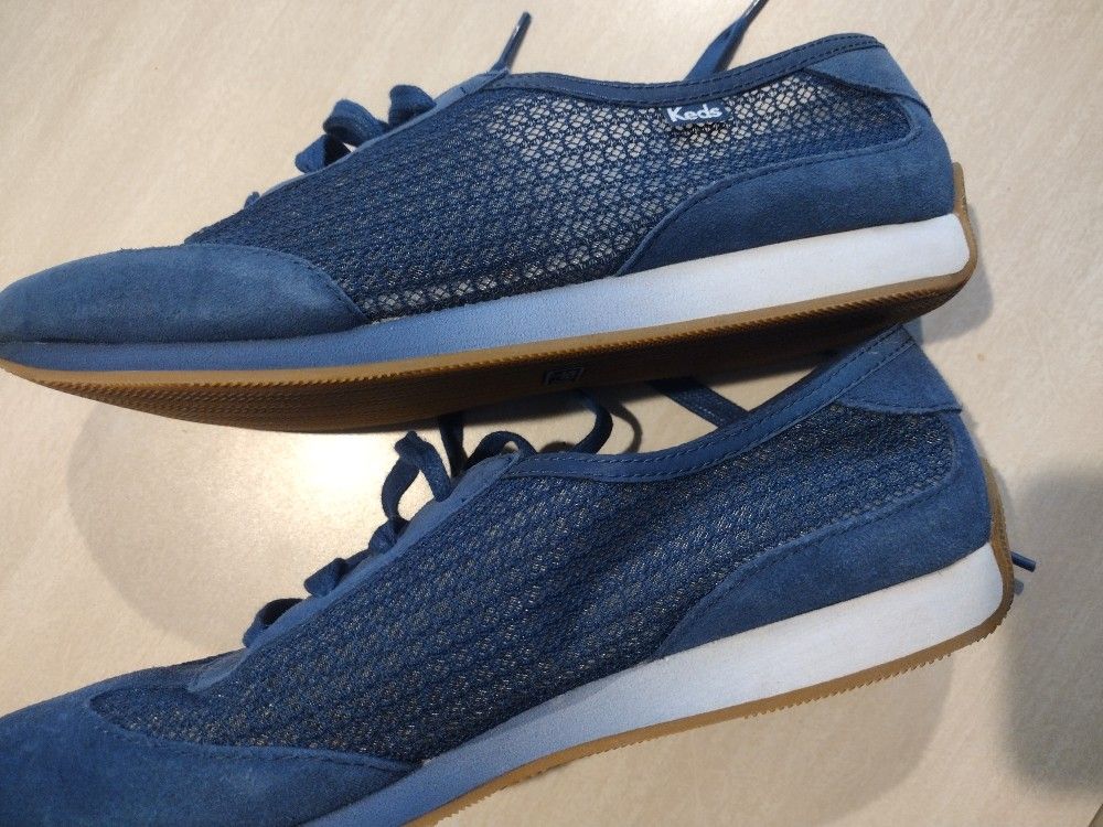 SHOES KEDS SIZE 10 New