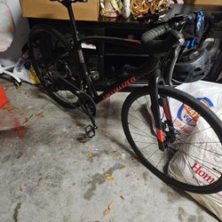 SPECIALIZED DIVEREGE PROFESSIONAL BICYCLE IN MINT CONDITION 