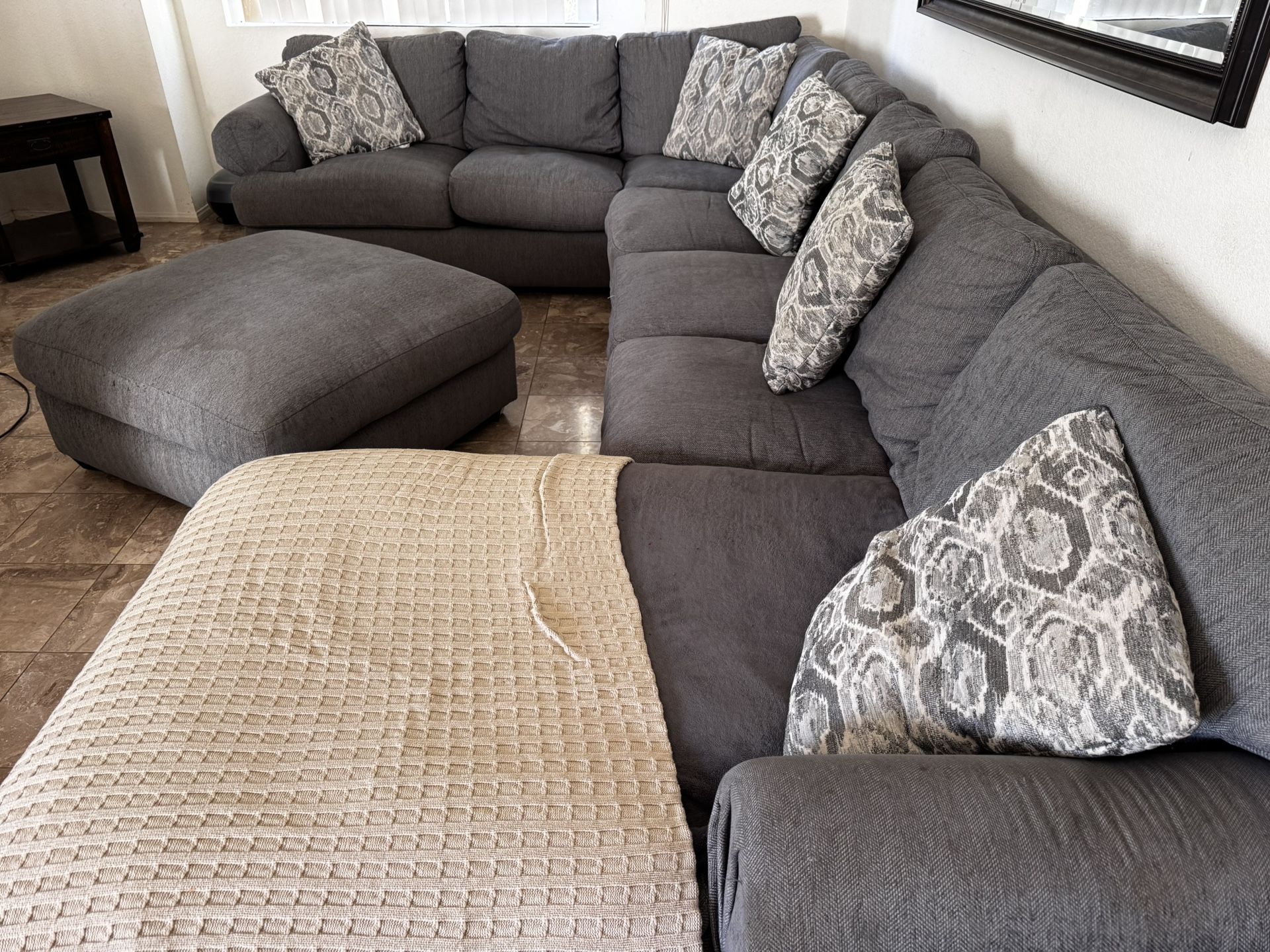 Sectional Sofa