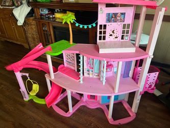 Barbie Dream House