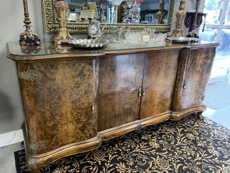 86 X 39 X 23 1/2” Antique Bar Sidebar