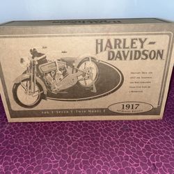 Xonex 29006 Harley Davidson 1917 V-Twin Model F  Limited Edition 1:6 Scale