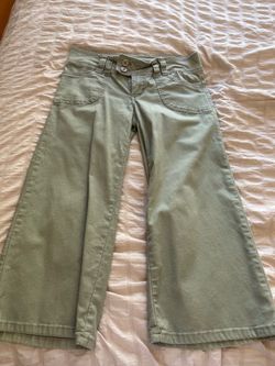 Ellemenno sage green low rise wide leg crop pants size 3