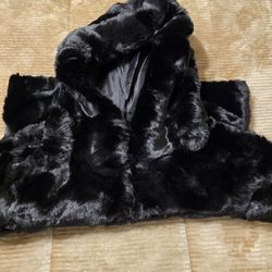 Gran Oriente Cropped Faux Fur Jacket 