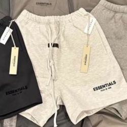 ESSENTIALS SHORTS/SHIRTS