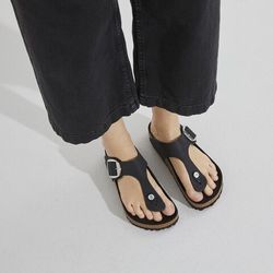 Birkenstock Gizeh Big Buckle Sandal