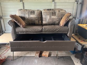 RV sofa hide-a-bed w/ blow up mattress