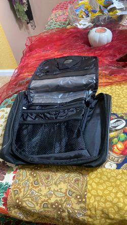 Men's Toiletry Pouch