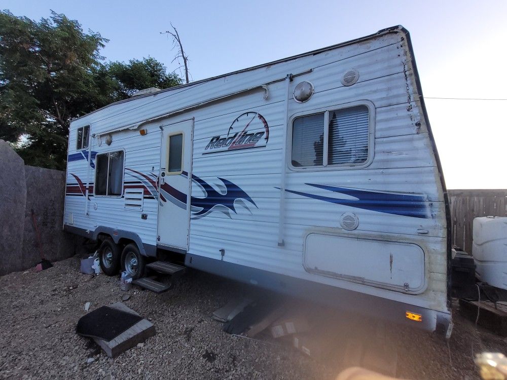 2007 Fleetwood Redliner TOY HAULER 230FS