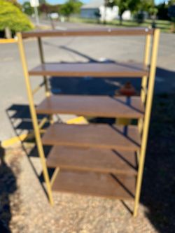 Steel adjustable light duty shelving