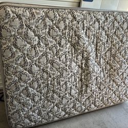 Full mattress