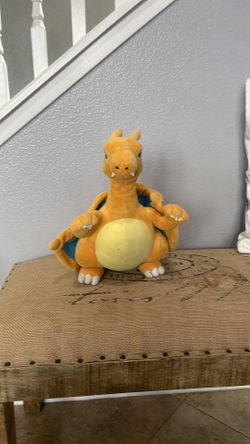 Pokemon Charzard plush