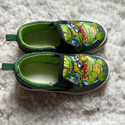 Children's shoes