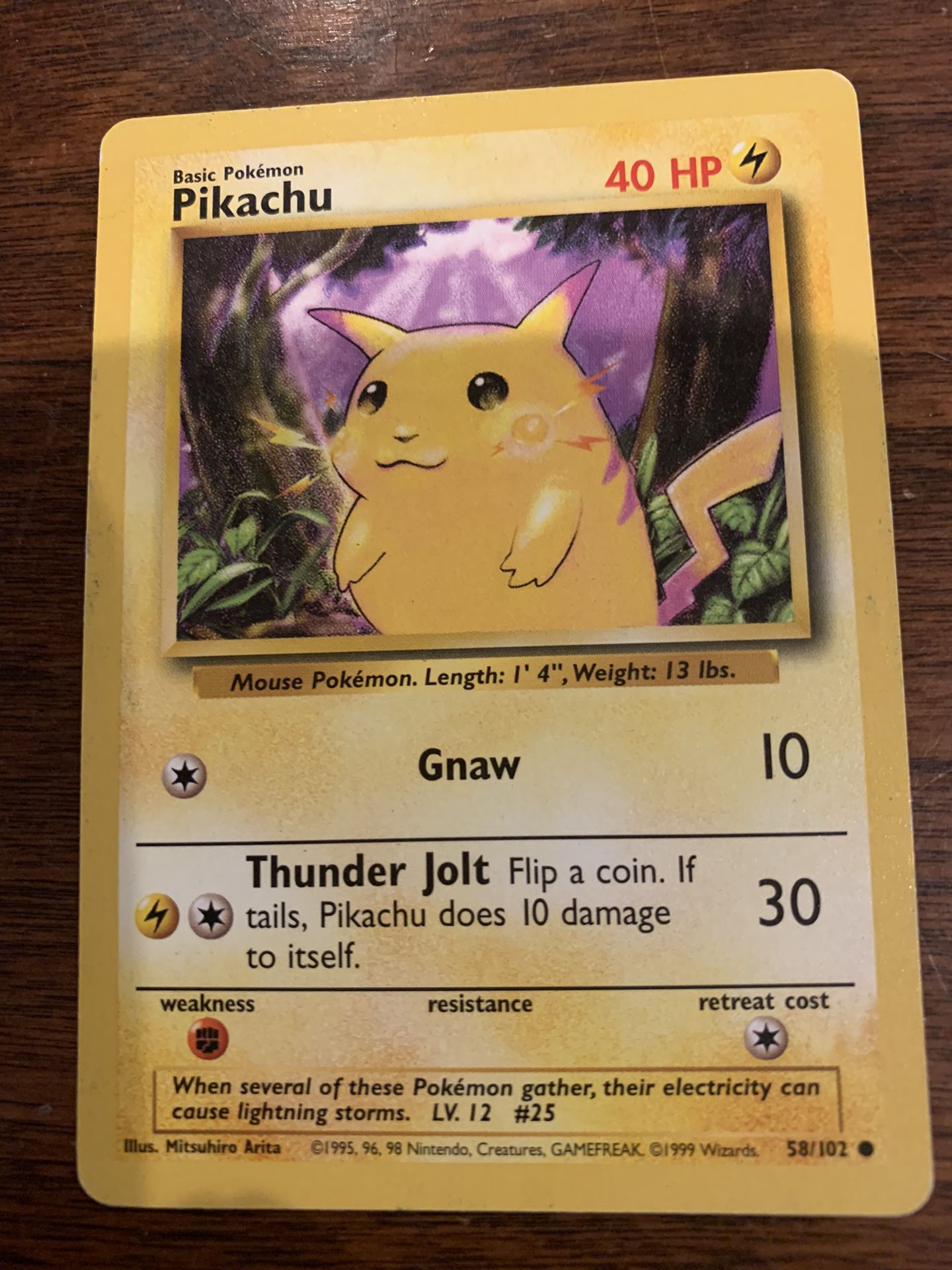 1998 Pikachu Pokemon Card! Excellent condition.