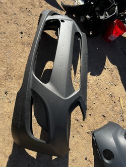 12/17 Hyundai Accent Front Bumper