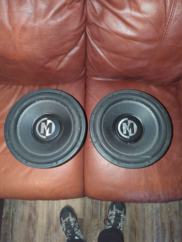 Memphis Audio 12 Inch Subs + Amplifier. 