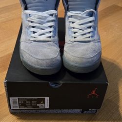 Used WMNS Jordan 5s Size 8.5 Wmns