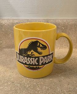 Vintage 1992 Jurassic Park Mug Yellow Ceramic Dakin 3D Raised Rubber Logo MINT
