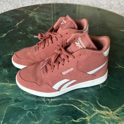 Orange Women’s Size 7 Reebok 