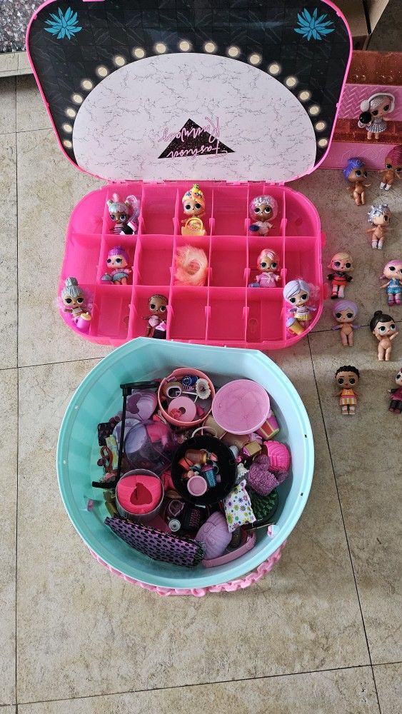 Lots Of LOL Dolls and Accessories