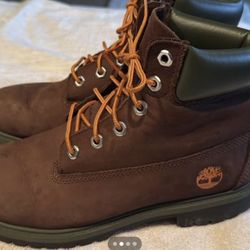 Timberlands Size 7 no