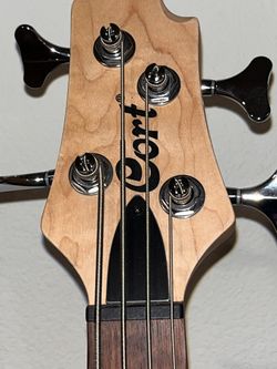 Cort Action Bass Matte Black