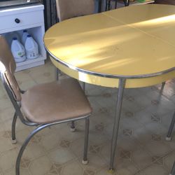 Old School Table With 4 Chairs 