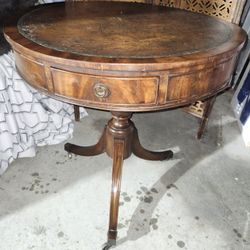 Duncan Phyfe 20th c English Round Mahogany Drum Table w/Tooled Leather Top