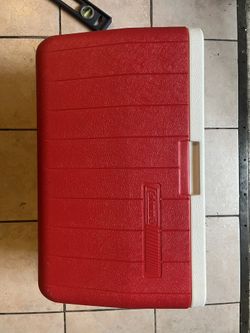 Clean Big Coleman Cooler
