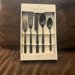 4 Complete 5-Piece Flatware Sets Stainless Steel  Like New
