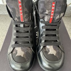Prada Kids Boots Size 31 (US Size 13)