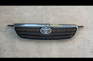 2005–2008 Toyota Corolla Front Bumper Radiator Grille - US Auto