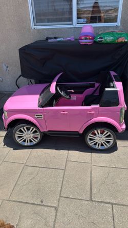 Land Rover toy car