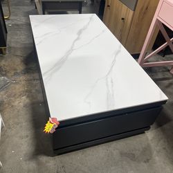 Modern Large Coffee Table / Mesa de centro grande y moderna