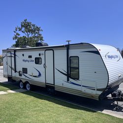 27ft Mighty Lite Trailer 