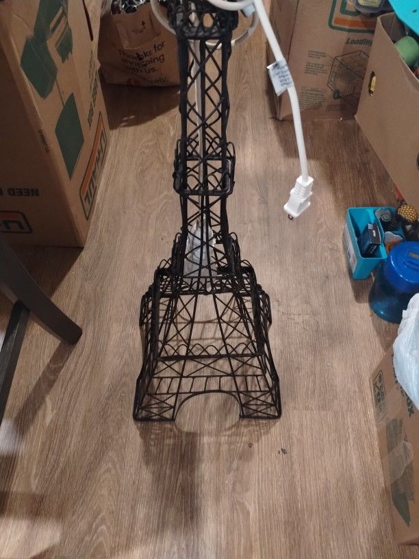Paris Lamp
