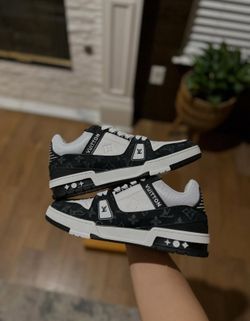 LV trainer shoe