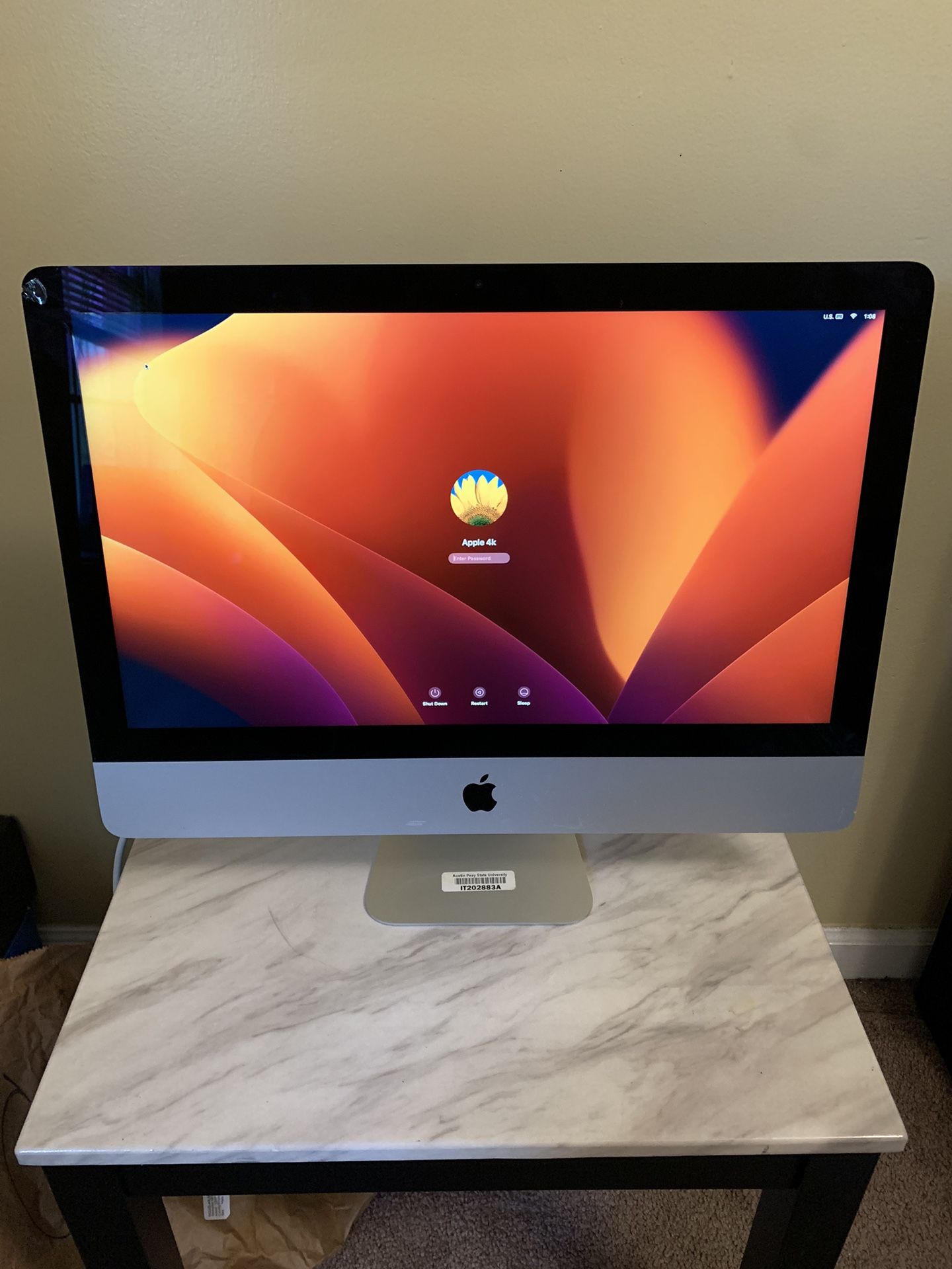 Apple iMac 21.5in 2.7GHz Core i5 (ME086LL/A) All In One Desktop