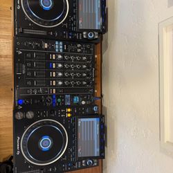 2 CDJ3000 + 1 DMJ-900NXS2