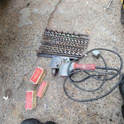 Milwaukee HOLE HAWG  Heavy-Duty Drill