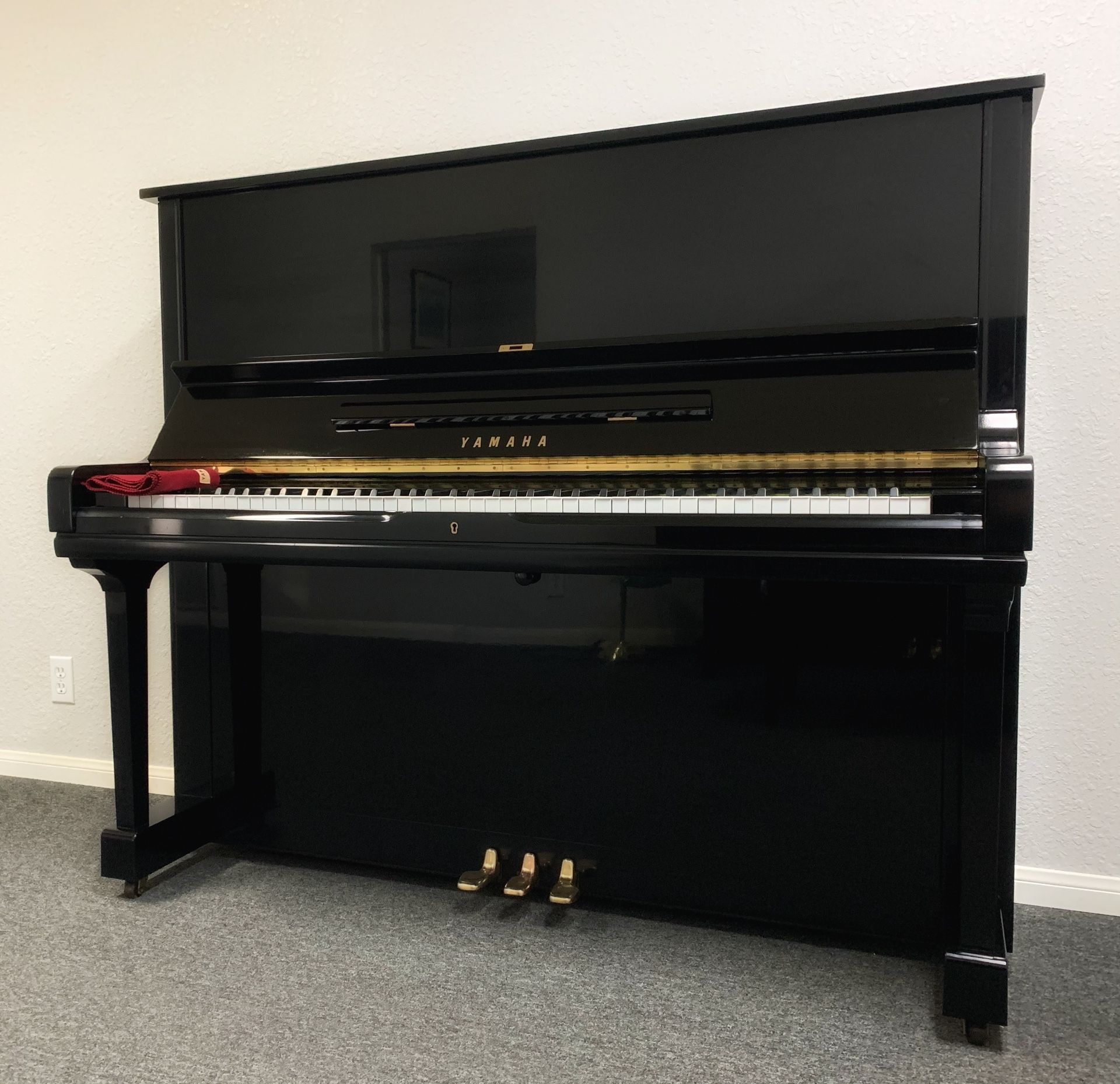 Yamaha U3 52” Upright Piano / Will Deliver + Tuning 