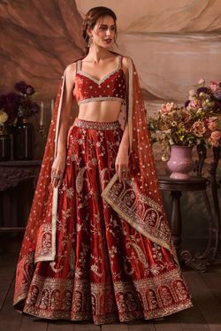 Rust red velvet Langha