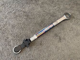 Trailer hitch wrench [Auto Parts]