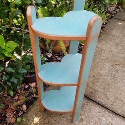 Hearts Vintage Table