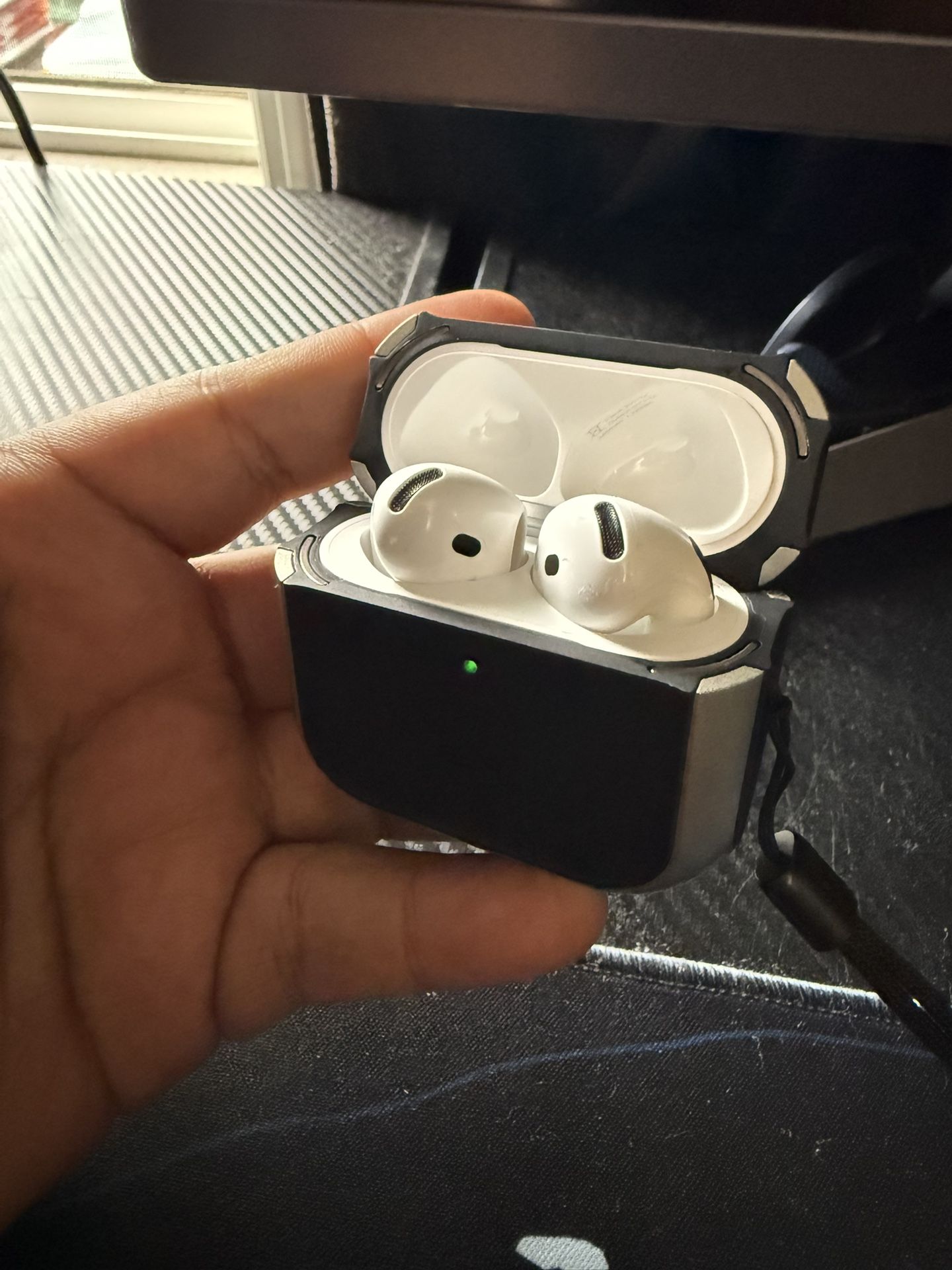 AirPods Gen 4 Non-ANC