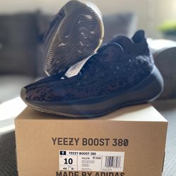 Yeezy Boost 380 “ONYX” Size 10