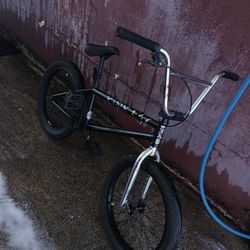 KINK BMX BIKE