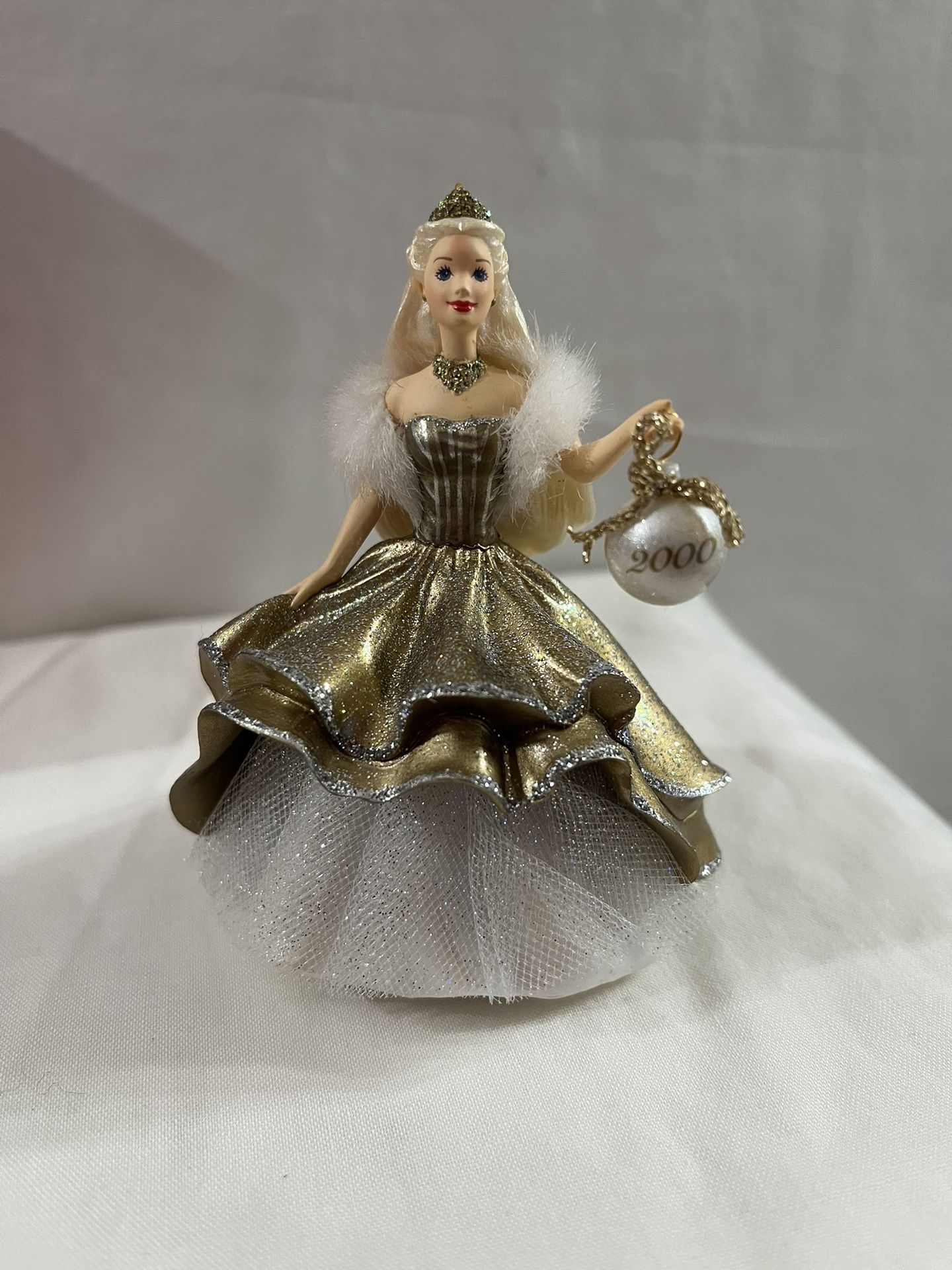 Barbie, 2000 celebration ornament special edition