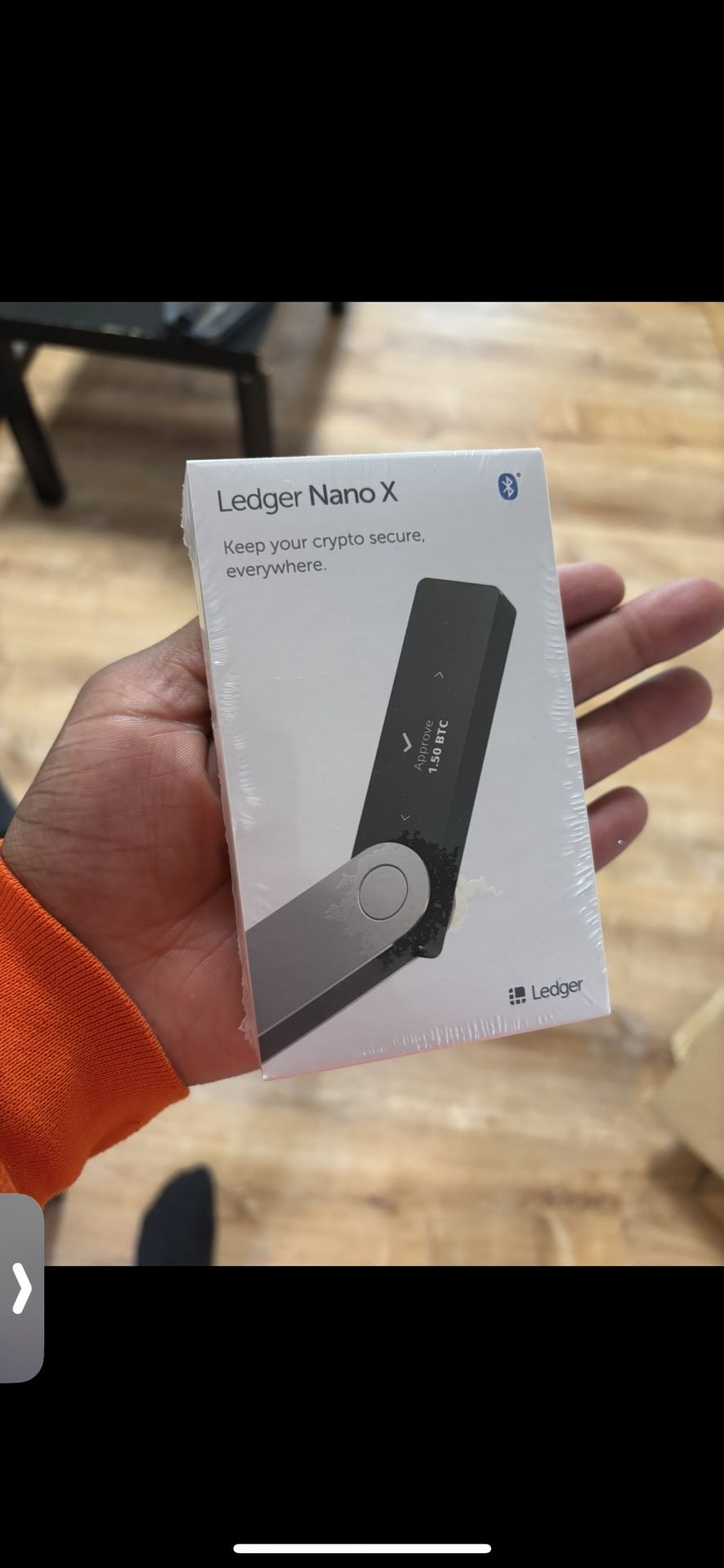 Ledger Nano X (Crypto Hardware Wallet)